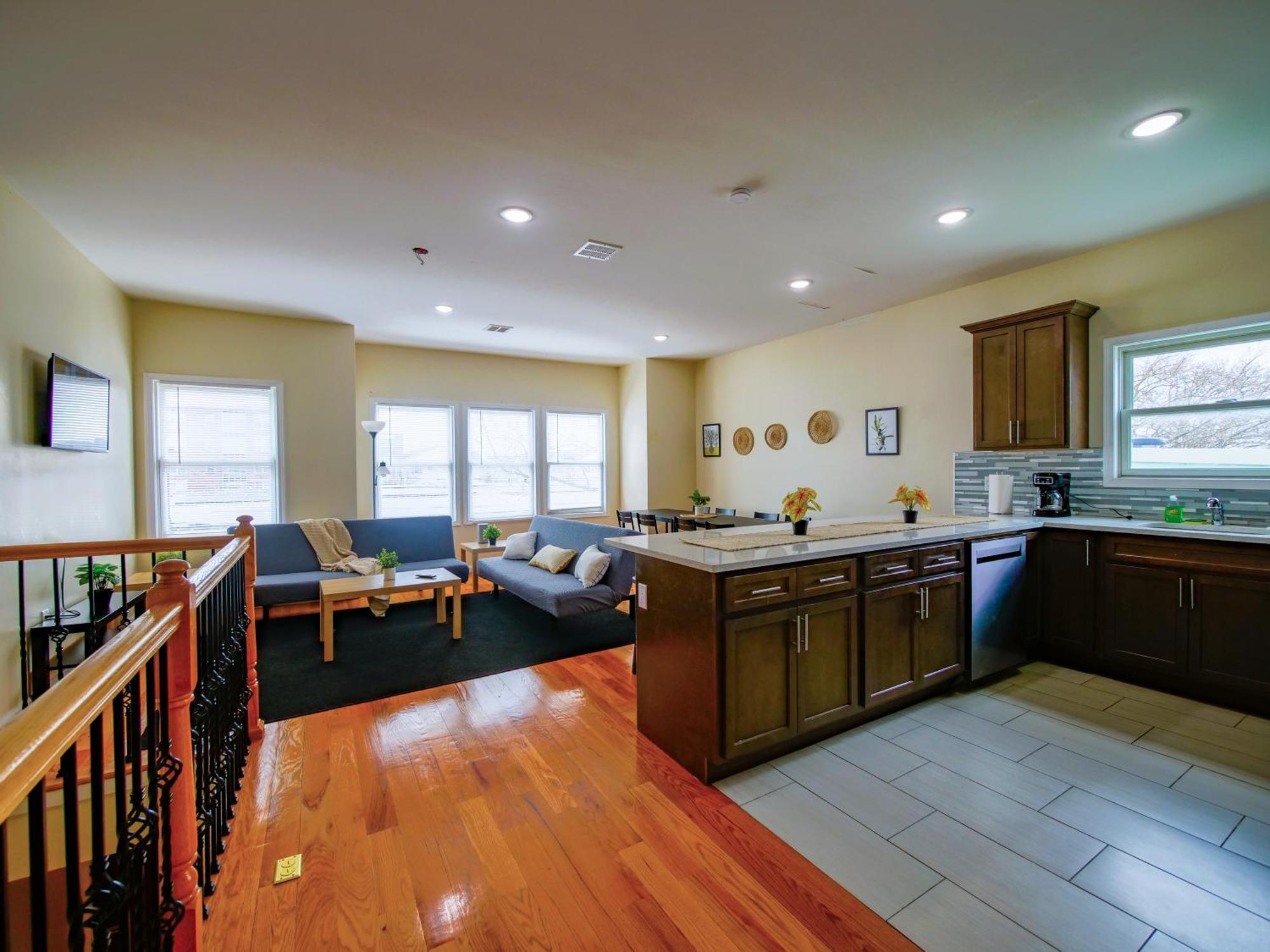 Pleasing 3Br Apt, Mins To Nyc Τζέρσεϊ Εξωτερικό φωτογραφία