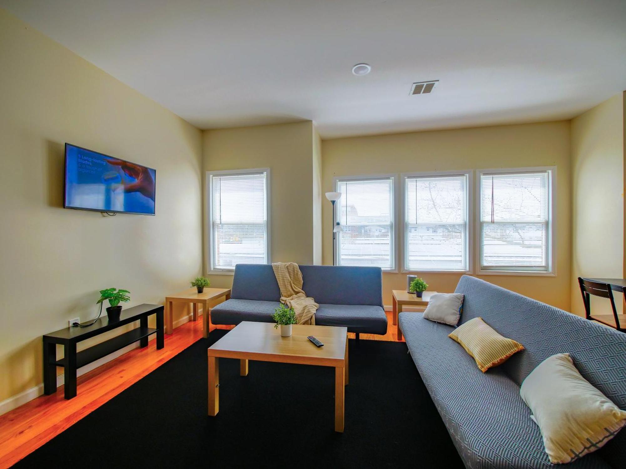 Pleasing 3Br Apt, Mins To Nyc Τζέρσεϊ Εξωτερικό φωτογραφία